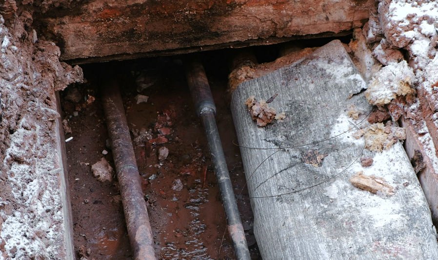 A before image of slab leak repair in Tulsa, OK